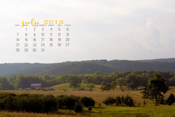 Дизайнерские календари-обои на рабочий стол для июля 2013 Mandi-Ehman