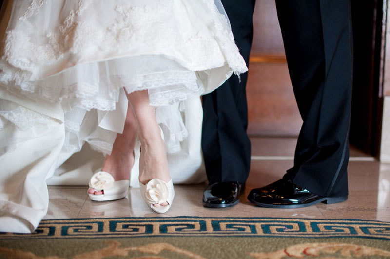 жених невеста ноги