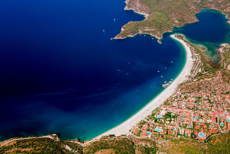 Вид на турецкие пляжи и отели
