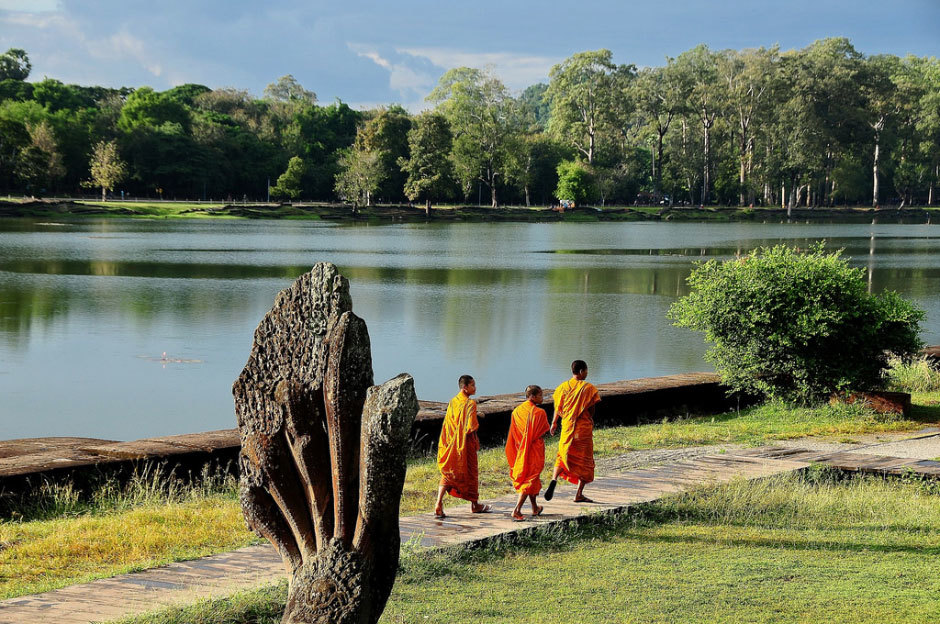 Монахи в Камбодже