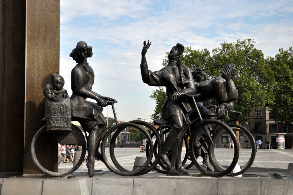 памятник велосипедистам