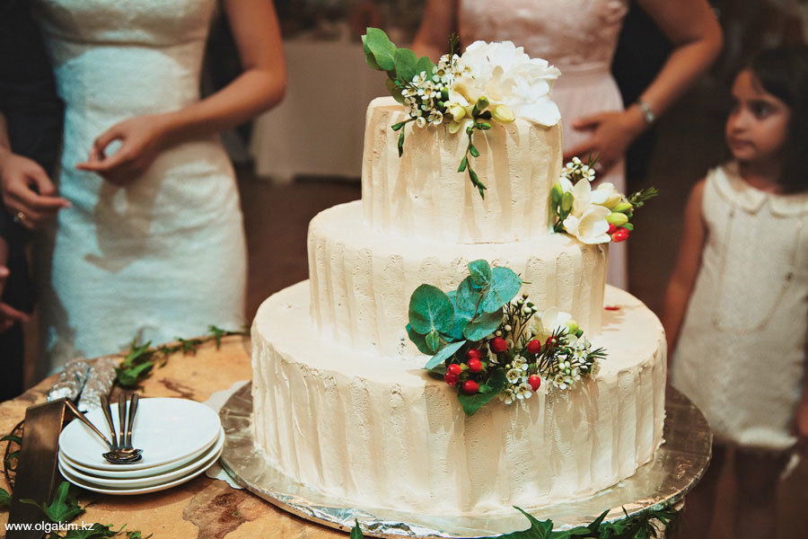 свадебный торт в Алматы