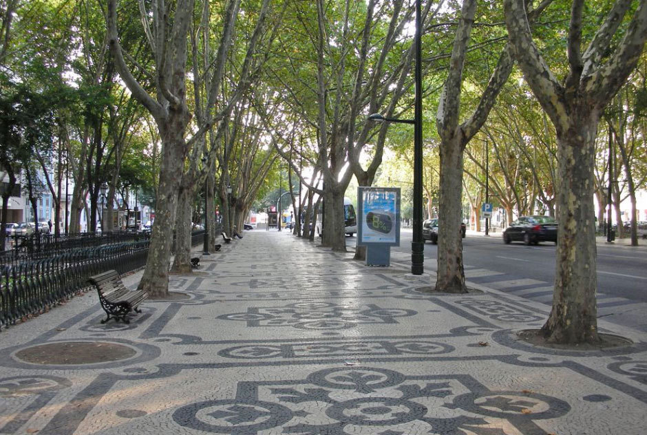 пешеходная зона на Авенида да Либердаде (2)