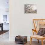Шведский интерьер в белых тонах красивой квартиры в Стокгольме