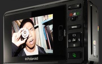 Мгновенная печать на новой цифровой камере Polaroid Z2300