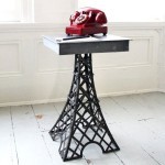 Французская тема в интерьере. Металлический столик Eiffel Tower